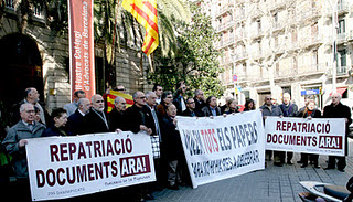 La Comissió es manifesta davant la Delegación del Gobierno en el seu 10è aniversari!