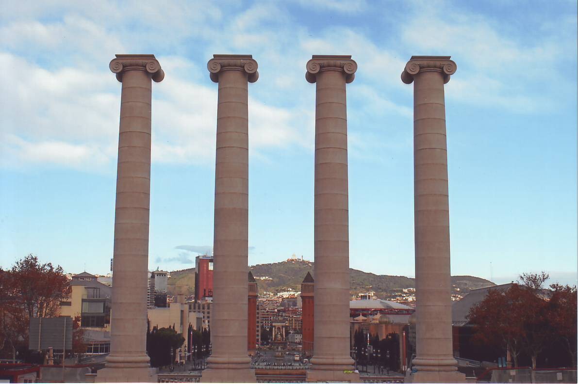 Convidem a tothom a participar a la inauguració de la restitució de les quatre columnes de Puig i Casafalch a Montjuïc
